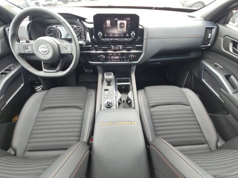 Used 2025 Nissan Pathfinder Rock Creek image 26