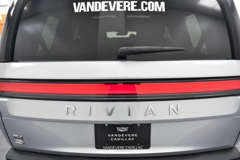 Used 2024 Rivian R1S Adventure image 6