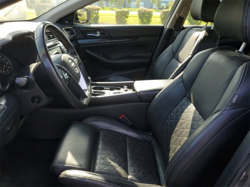 Used 2021 Nissan Maxima Platinum image 9