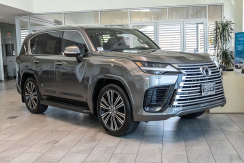 New 2025 Lexus LX 700h Luxury image 13