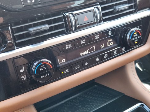 New 2025 Nissan Pathfinder Platinum w/ Cargo Package image 20