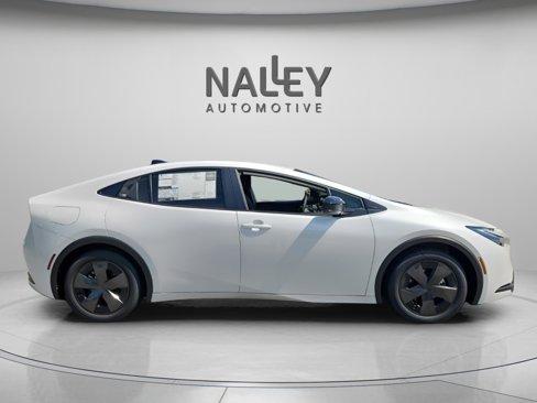 New 2026 Toyota Prius Plug-In Hybrid image 6