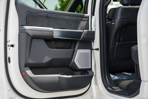 New 2025 Ford F250 Platinum image 44