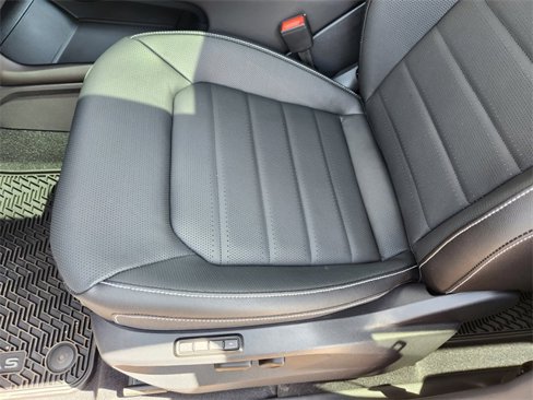 New 2025 Volkswagen Atlas Cross Sport SEL R-Line image 23