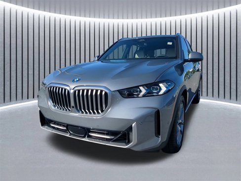 Certified 2025 BMW X5 xDrive50e w/ Premium Package image 9