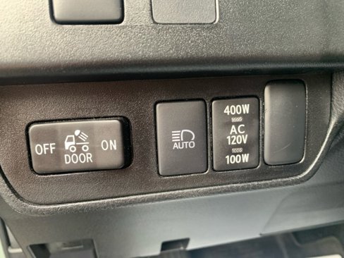 Used 2023 Toyota Tacoma SR5 image 17