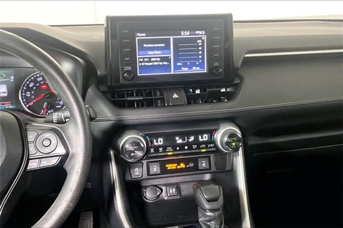 Used 2019 Toyota RAV4 XLE image 6