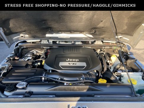 Used 2017 Jeep Wrangler Unlimited Sahara image 10