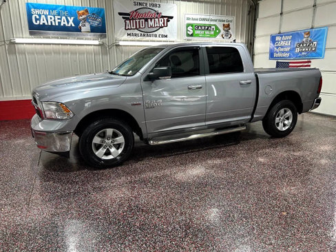 Used 2019 RAM 1500 Classic SLT w/ Luxury Group image 8