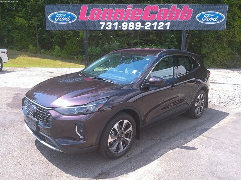 Used 2023 Ford Escape Platinum w/ Premium Technology Package image 1