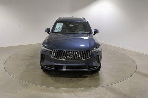 New 2026 Volvo XC90 B6 Plus w/ Protection Package image 8