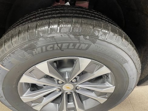 New 2026 Chevrolet Equinox LT w/ Convenience Package II image 9
