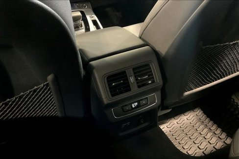 Certified 2025 Audi Q5 2.0T Premium image 34