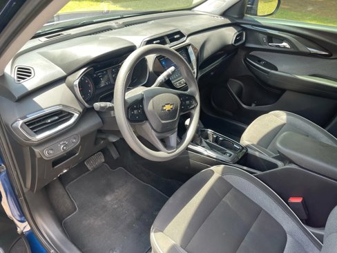 Used 2023 Chevrolet TrailBlazer LT w/ Convenience Package image 11