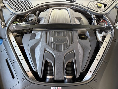 Used 2023 Porsche Panamera 4 w/ Premium Package image 46