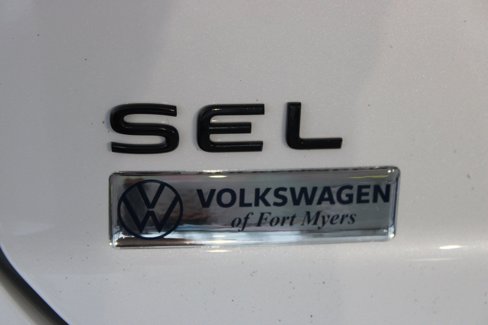 New 2026 Volkswagen Atlas Cross Sport SEL R-Line image 20