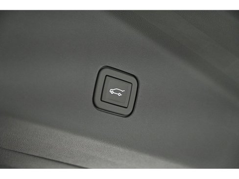New 2026 Cadillac Vistiq Platinum image 50