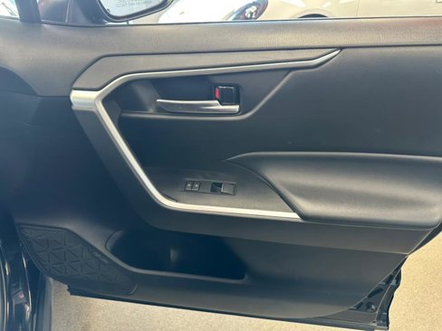 Used 2023 Toyota RAV4 XLE image 37