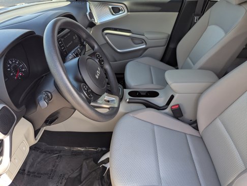 Certified 2022 Kia Soul LX image 20