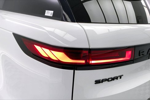 Used 2024 Land Rover Range Rover Sport SE image 21