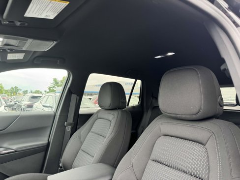 New 2026 Chevrolet Equinox LT w/ Safety and Technology Package image 14
