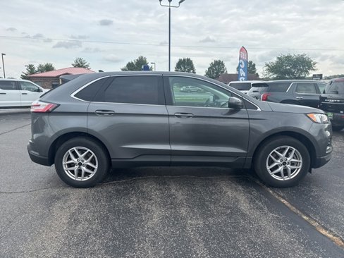 Used 2024 Ford Edge SEL image 5