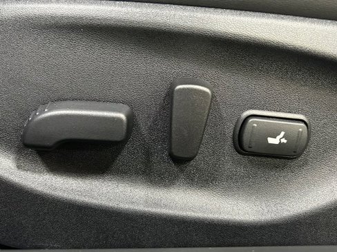 Used 2022 INFINITI Q50 Sensory image 21