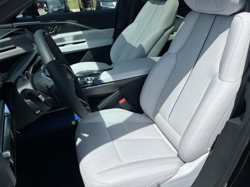 New 2026 Cadillac Lyriq Sport image 19