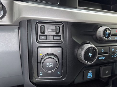 New 2026 Ford F350 XLT w/ FX4 Off-Road Package image 24