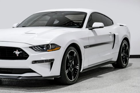 Used 2019 Ford Mustang GT Premium w/ Equipment Group 401A image 11