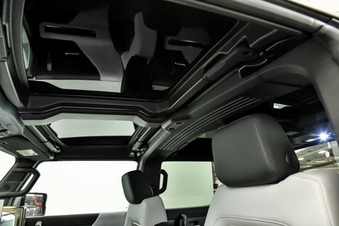 New 2025 GMC Hummer EV 2X w/ LPO, Sport Package image 9