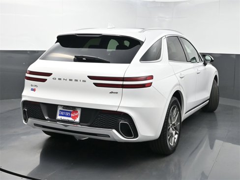 Used 2024 Genesis GV70 2.5T w/ Select Package image 43