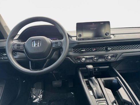 Used 2023 Honda Accord EX image 13