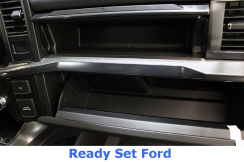 New 2025 Ford F150 Lariat w/ Equipment Group 502A High image 25