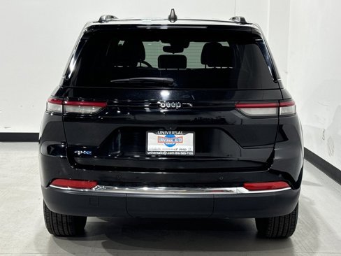 Used 2023 Jeep Grand Cherokee 4WD 4xe image 27
