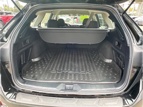 Used 2022 Subaru Outback image 7