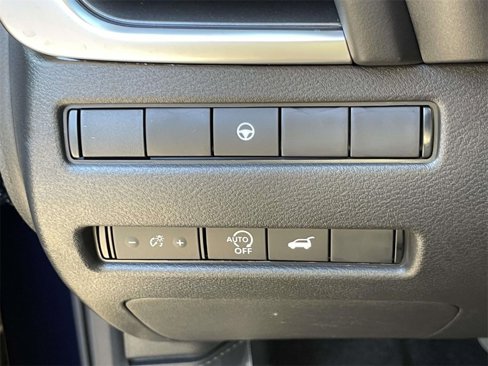New 2026 Nissan Rogue SV image 18