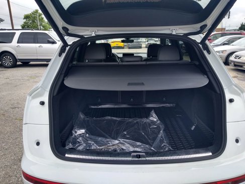 Used 2020 Audi SQ5 Premium Plus image 10