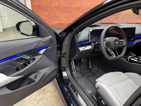 New 2026 BMW M5 image 9