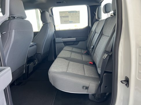 New 2026 Ford F250 4x4 Crew Cab Super Duty image 16