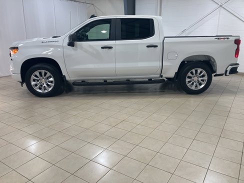 New 2026 Chevrolet Silverado 1500 Custom image 2