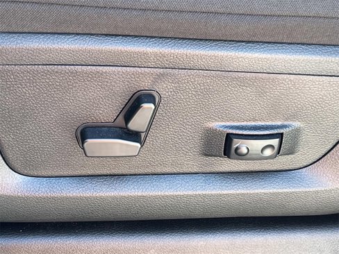 Used 2025 RAM 2500 Big Horn image 11