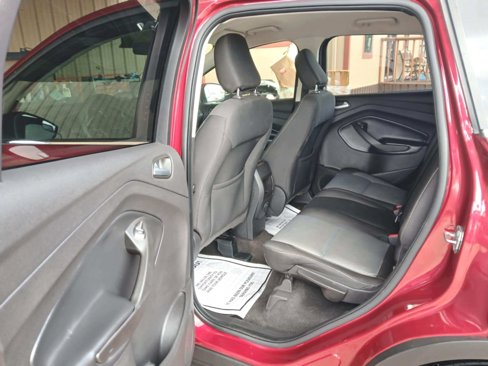 Used 2019 Ford Escape SE image 11