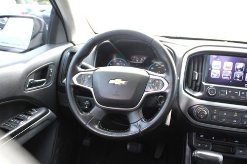 Used 2017 Chevrolet Colorado LT w/ Luxury Package, Chrome image 16