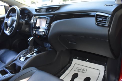 Used 2019 Nissan Rogue Sport SL image 32