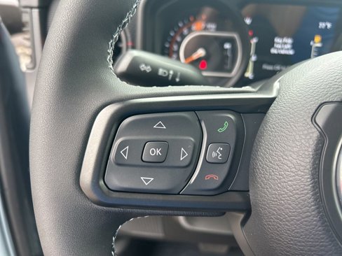 New 2025 Jeep Wrangler Unlimited Rubicon w/ Technology Group image 46