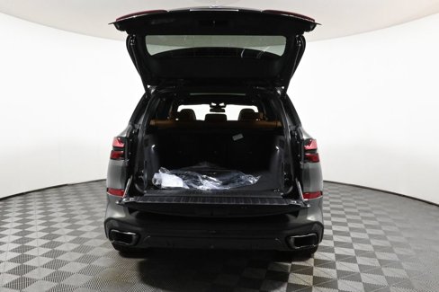 New 2026 BMW X5 xDrive40i w/ M Sport Package image 37