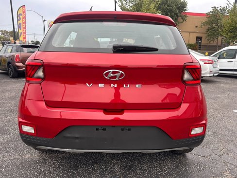 Used 2023 Hyundai Venue SEL image 6