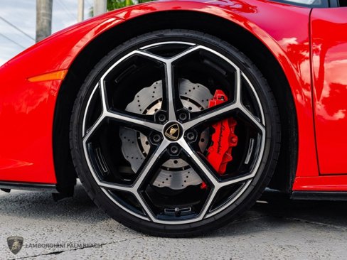Used 2021 Lamborghini Huracan EVO image 40
