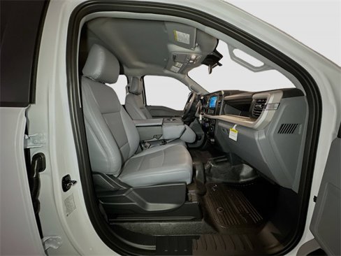 New 2026 Ford F350 4x4 Crew Cab DRW Super Duty image 29